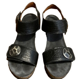 TAOS black heeled sandals, black, cork liners, size 39 , 3 “ heels